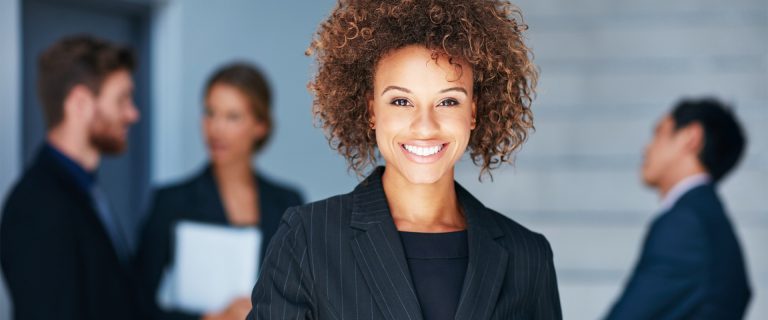 Como desenvolver a autoconfiança na liderança feminina?