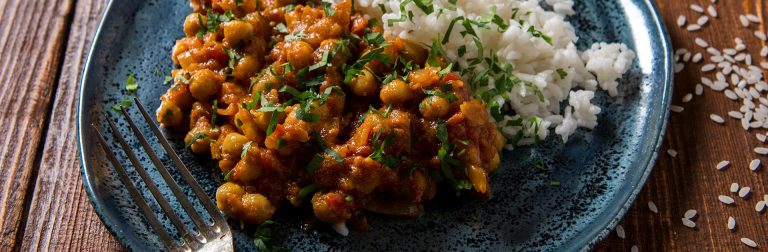 Alimentos da cesta básica: saiba que produtos oferecer!