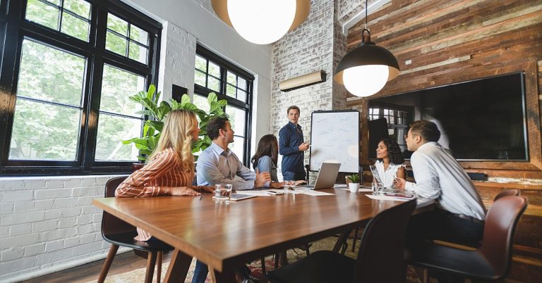 Como criar uma equipe de alto desempenho? Confira 7 dicas!