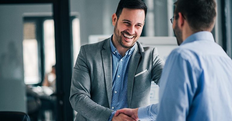  6 dicas para firmar parcerias comerciais em prol dos colaboradores!