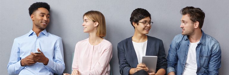 Como o ambiente de trabalho contribui na retenção de funcionários