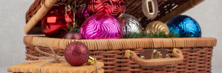 Comparativo: cesta de Natal vs. vale presente